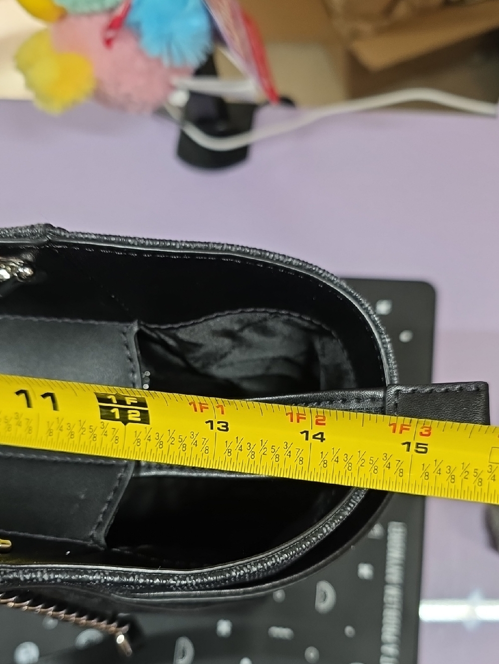 MK Shoulder Bag - Picture 5 of 12
